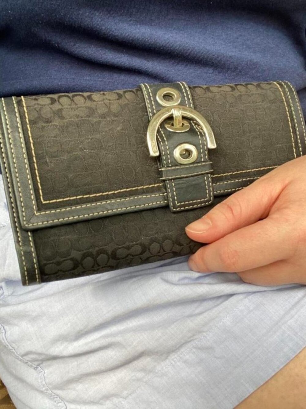 Vtg Y2K Black Coach Soho Signature C Large Buckle Snap Wallet w Silver Hardware - Picture 6 of 8